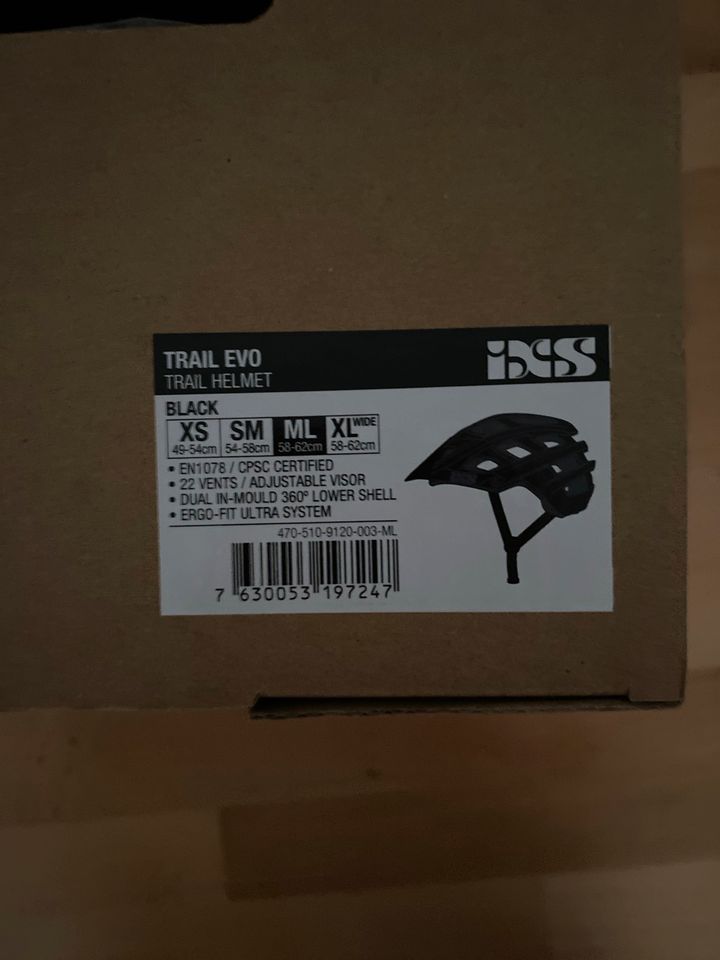 IXS Trail Evo Helm schwarz in Augsburg