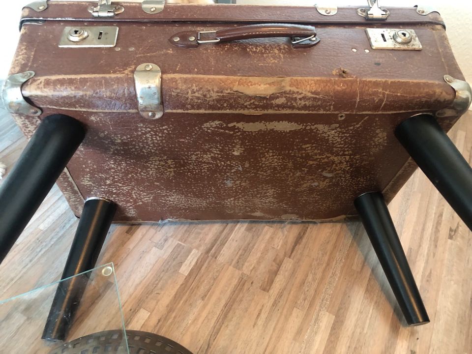 Vintage koffer beistelltisch nachttisch ablage in Miltenberg