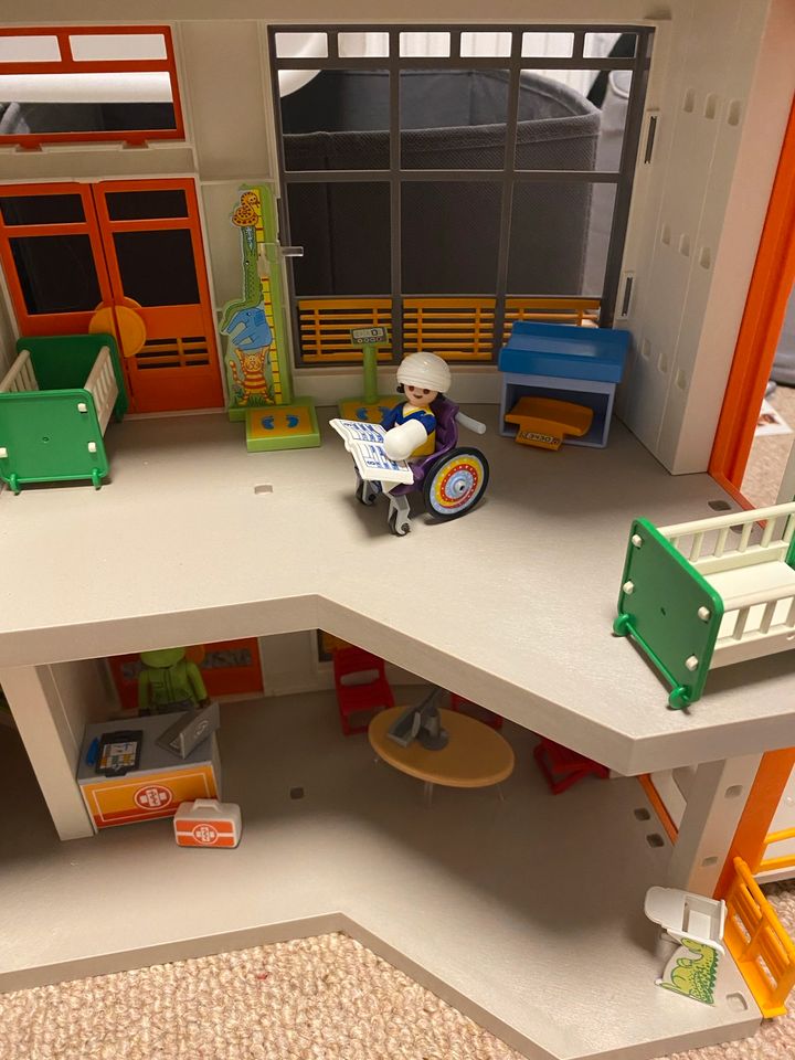Playmobil Krankenhaus in Peine