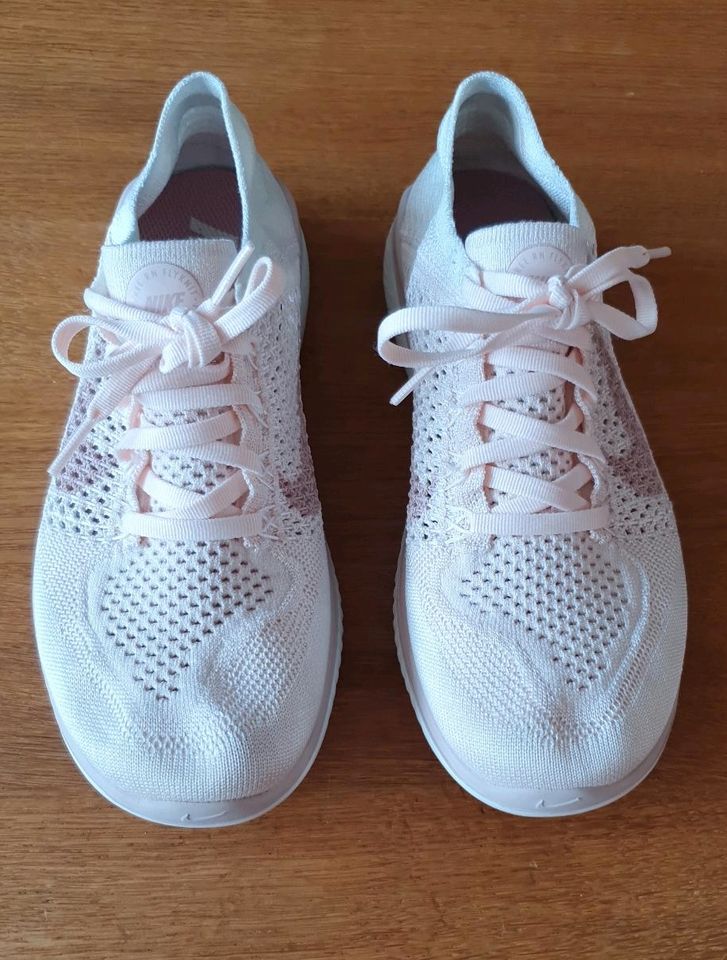 Nike Free Running Gr. 38,5 rosa beige in Baden-Württemberg - Dörzbach |  eBay Kleinanzeigen ist jetzt Kleinanzeigen