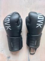 Boxhandschuhe schwarz von Outshock 8 OZ Hessen - Bad Vilbel Vorschau