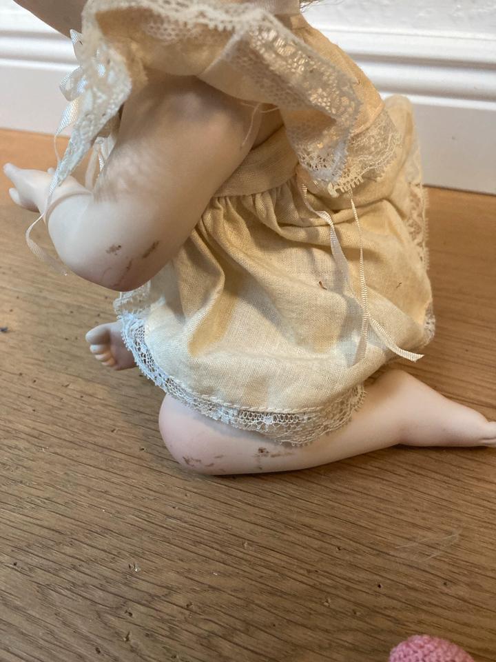 Süße kleine Susi Franklin Mint Heirloom Porzellanpuppe in Köln