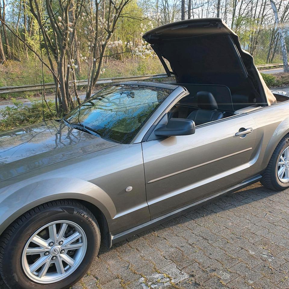 Mustang, Cabrio, Autom. TÜV 4, 2027, US Klassiker, unverb. in Dortmund