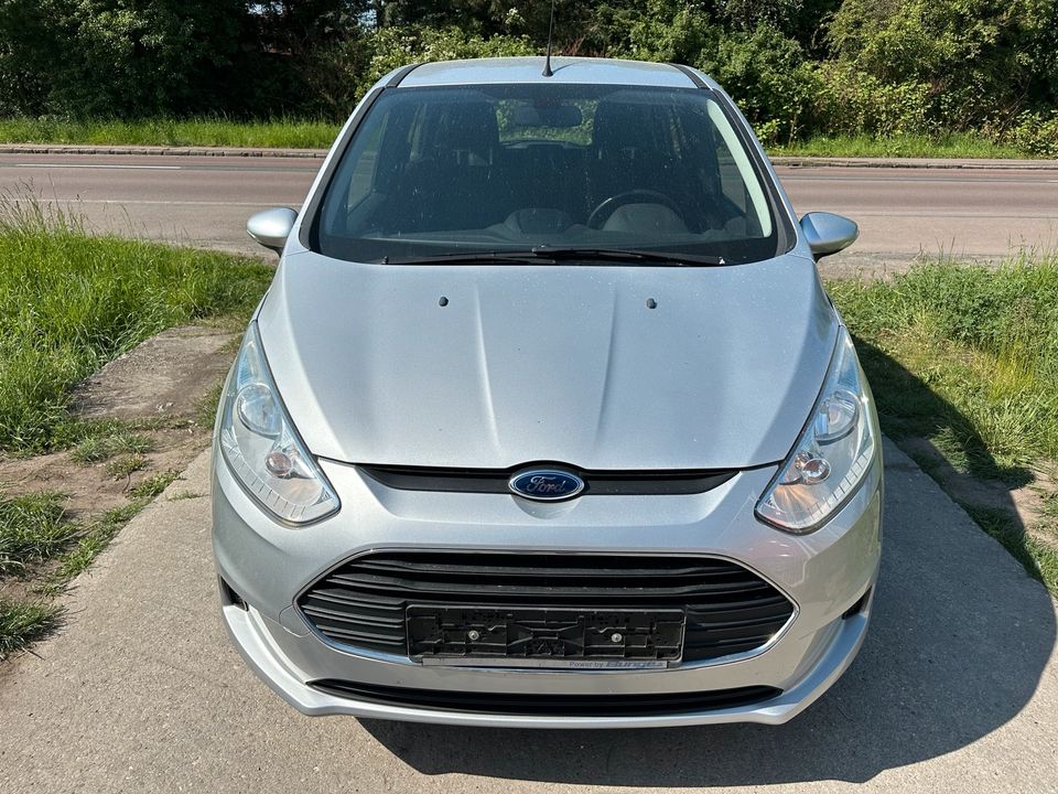 Ford, B Max mit 5 Sitze ist voll fahrbereit und top Zustand in Halle