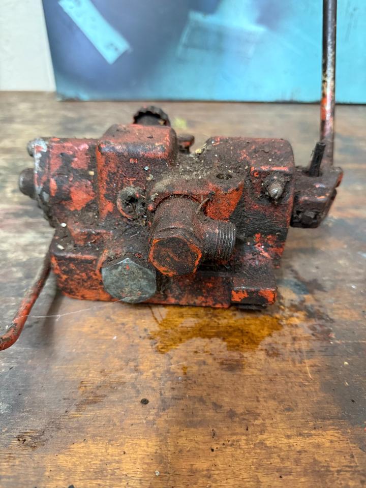 Deutz D 4006 4506 5006 Bosch Hydrauliksteuergerät 0521706101 in Nohra