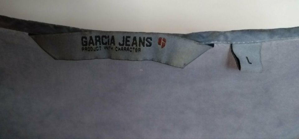 Bluse, neuwertig, von Garcia in Jeansblau, Gr. L in Voerde (Niederrhein)