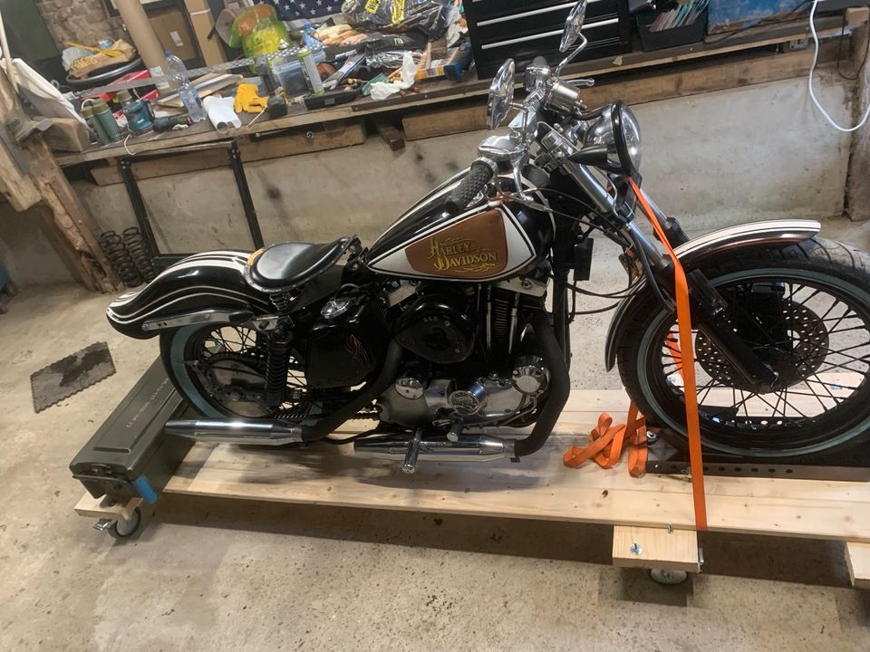 Harley Davidson XL 1000 Ironhead in Uedem