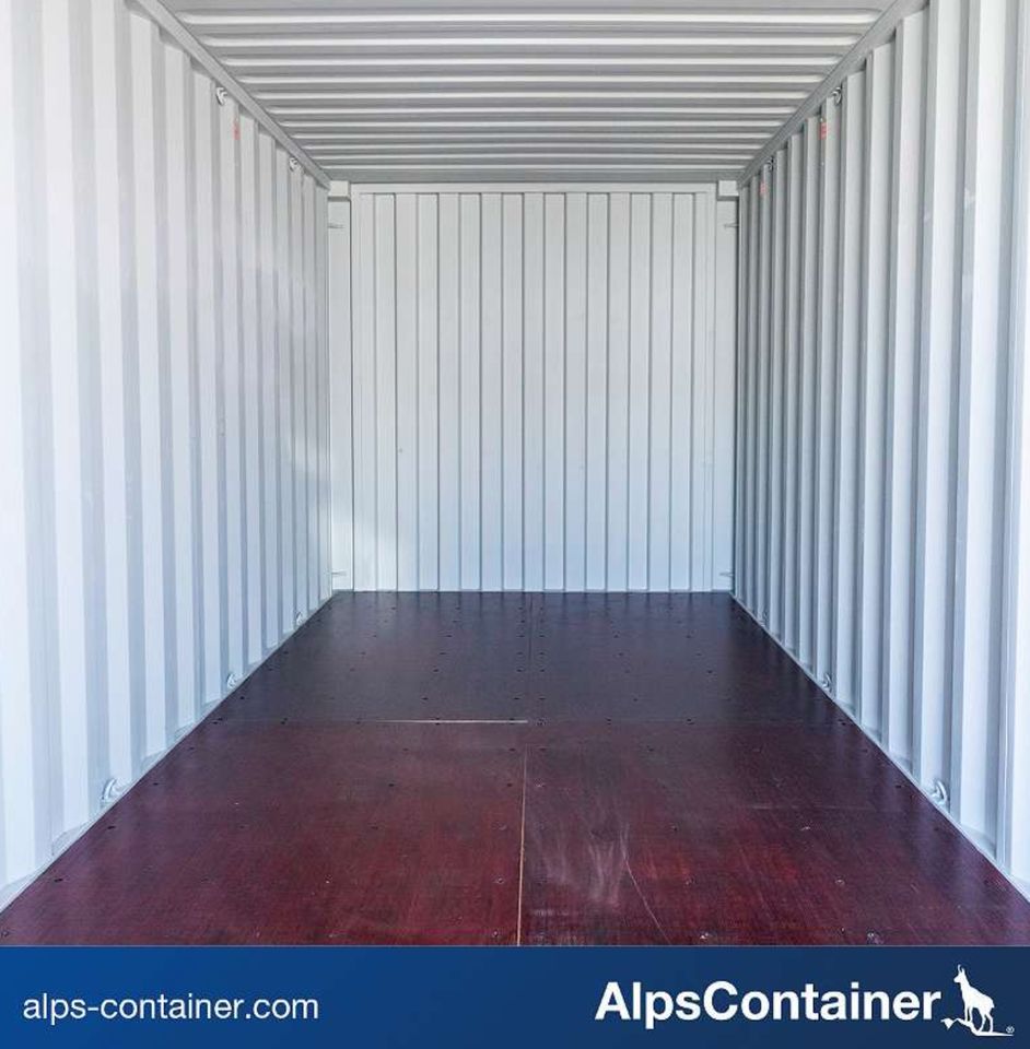 Seecontainer 20ft (6m) / Lagercontainer, verkehrsrot RAL3020 in Freilassing