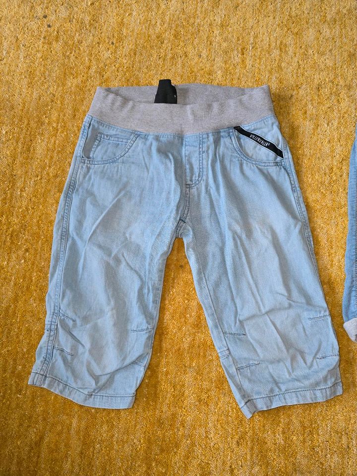 2 Villervalla Jeans Shorts 140 kurze Hosen in Berlin