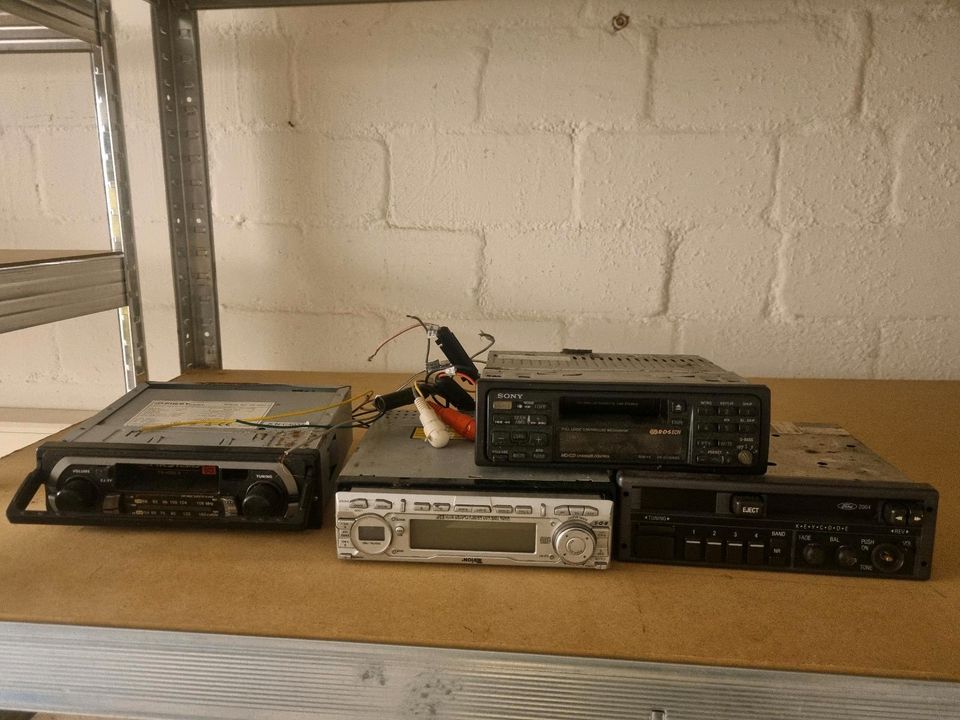 Auto Radios in Reinbek