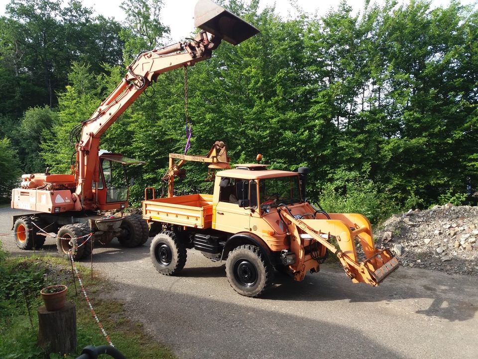 Dautel Schachtkuli Unimog Kran in Gudensberg