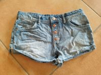 Mädchen Shorts von H&M Größe 152 Hessen - Münchhausen Vorschau