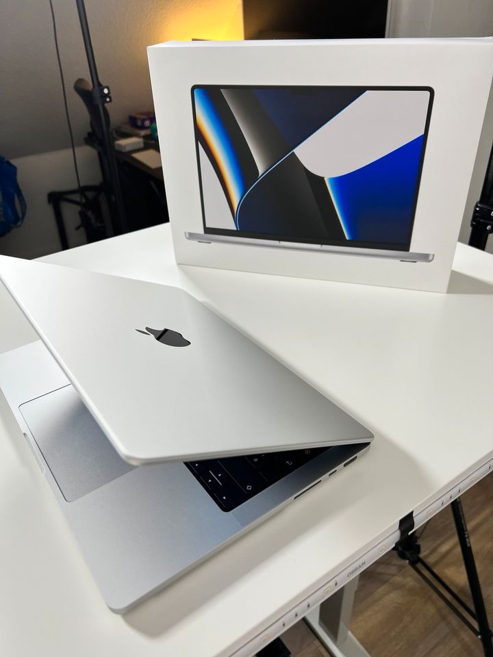 Apple MacBook Pro 14“ M1 Pro 10/16 Core 1TB 16GB in Neustrelitz
