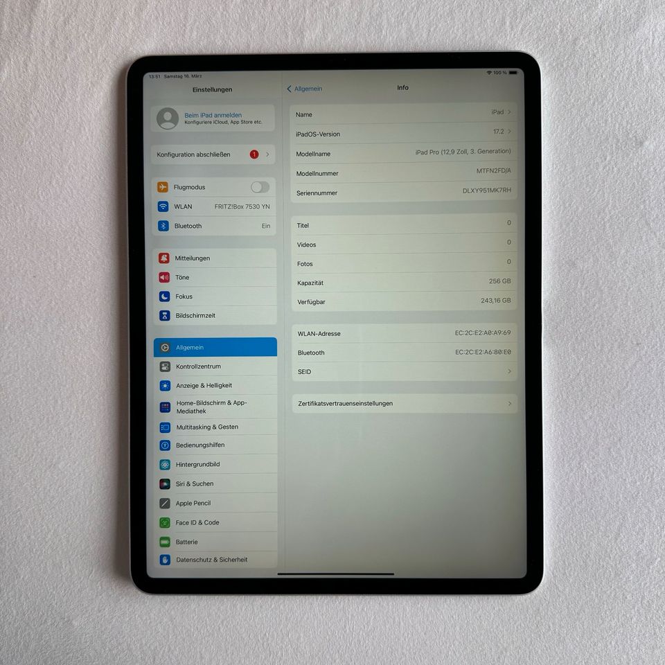 iPad Pro 12,9 Zoll, 3. Gen, 256GB, Silber, Schönheitsfehler in Augsburg