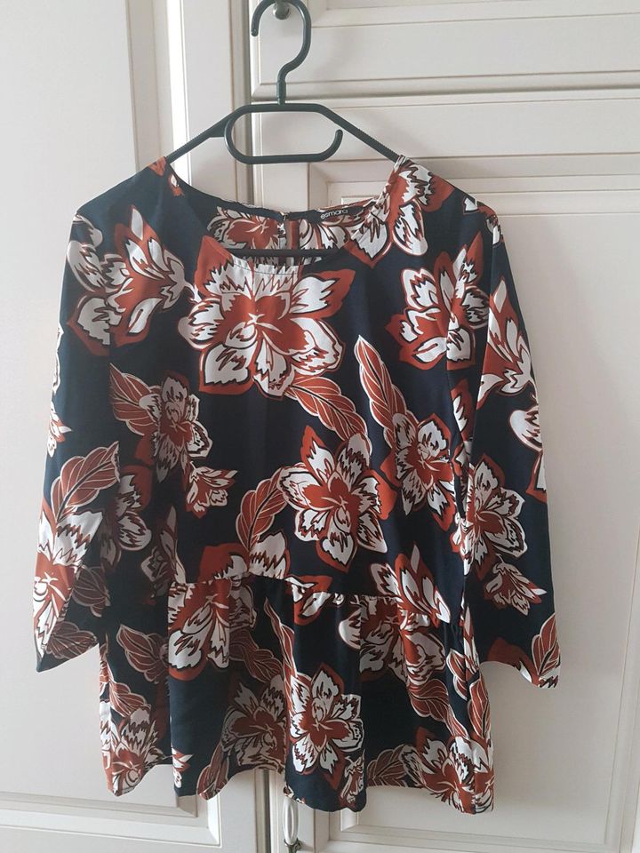 Esmara  Damen  Bluse  große 40/42 NEU in Hanau