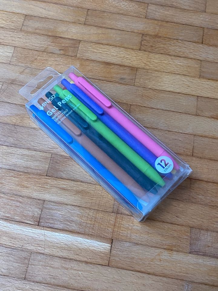 NEU Miniso Gelpens 12 Farben gel pen in München