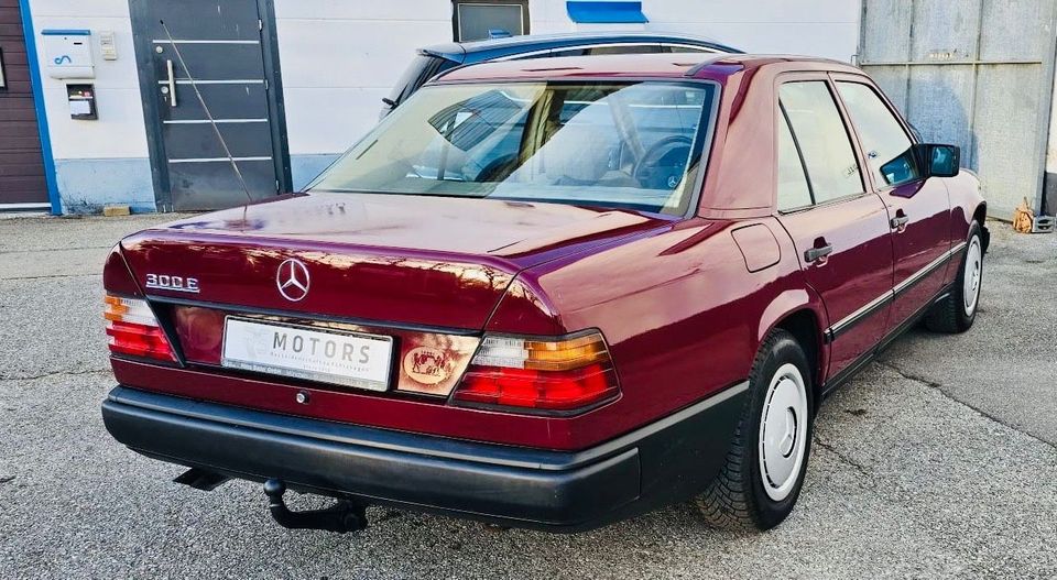 Mercedes-Benz 300 E Tüv NEU+SHZ+S.DACH+TOP!!! in Maisach