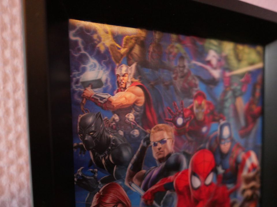 Marvel Lenticular Poster 3D Pyramid in Wuppertal