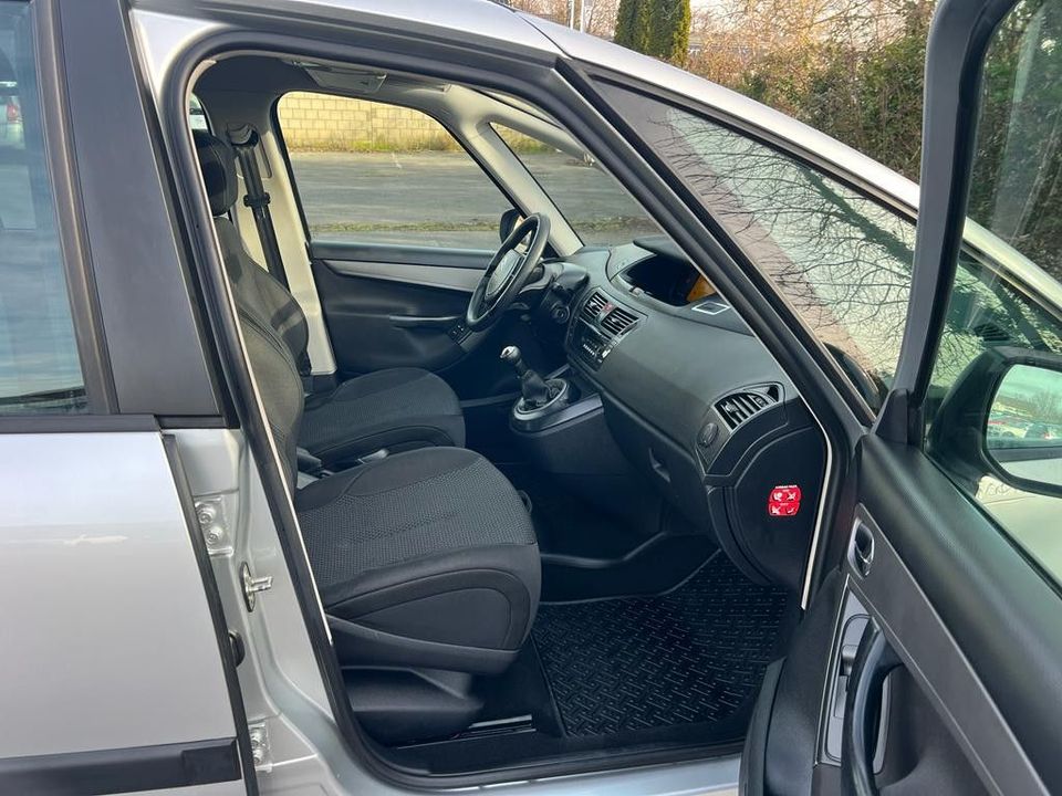 Citroën C4 Grand Picasso Style 7 Sitze in Mönchengladbach