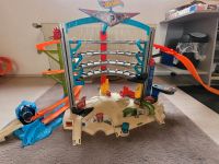 Hot Wheels Mega Parkgarage mit Haiangriff Nordrhein-Westfalen - Bedburg Vorschau