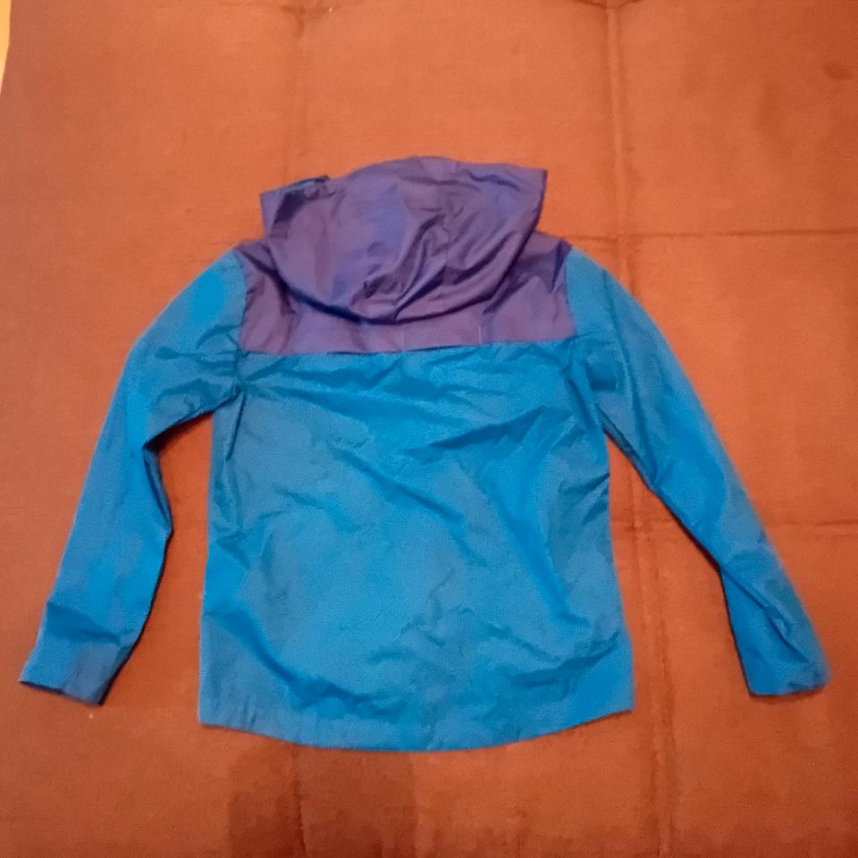 Regenjacke Kipsta von Decathlon Gr. 125-132, 8 Jahre in Chemnitz