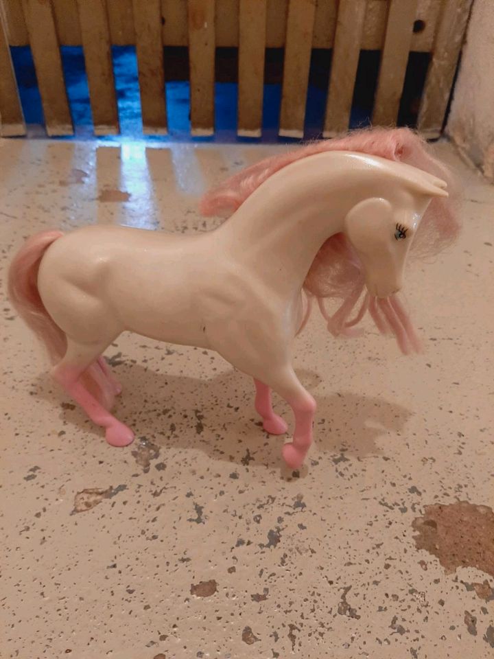 Barbie Mattel Pferd in Duisburg