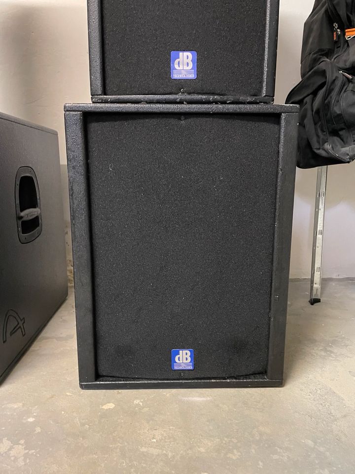 dB Technologies Arena System 2x15 Sub 2x12 Top inkl.Mischpult + in Troisdorf