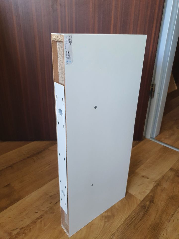 Wandregal IKEA Persby 14181 weiß 60 x 26 cm in Ainring