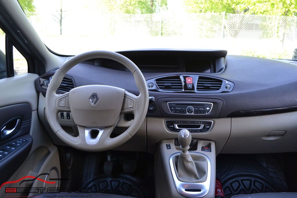 Renault Scenic III Luxe 2.Hand Teilleder Navi Top in Würselen