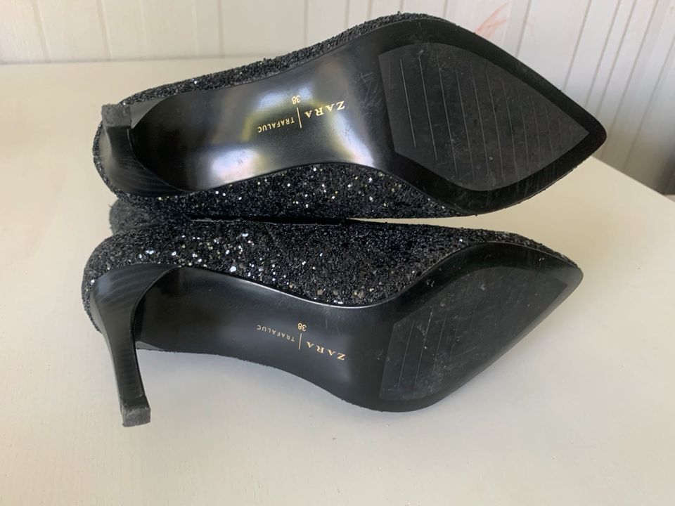 Damenschuhe Glitzer ✨für Partys (38) Zara in Hamburg