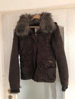 Damen Winterjacke Khujo Größe 38 Nordrhein-Westfalen - Lübbecke  Vorschau