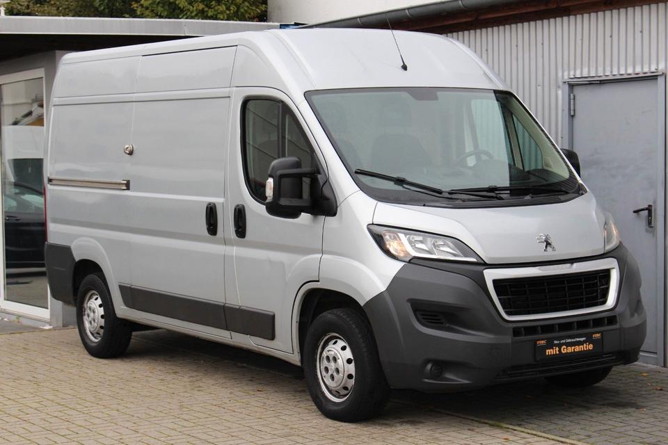 Peugeot Boxer Kasten L2H2 Pro BlueHDi 130+Klima+Tempomat in Berlin