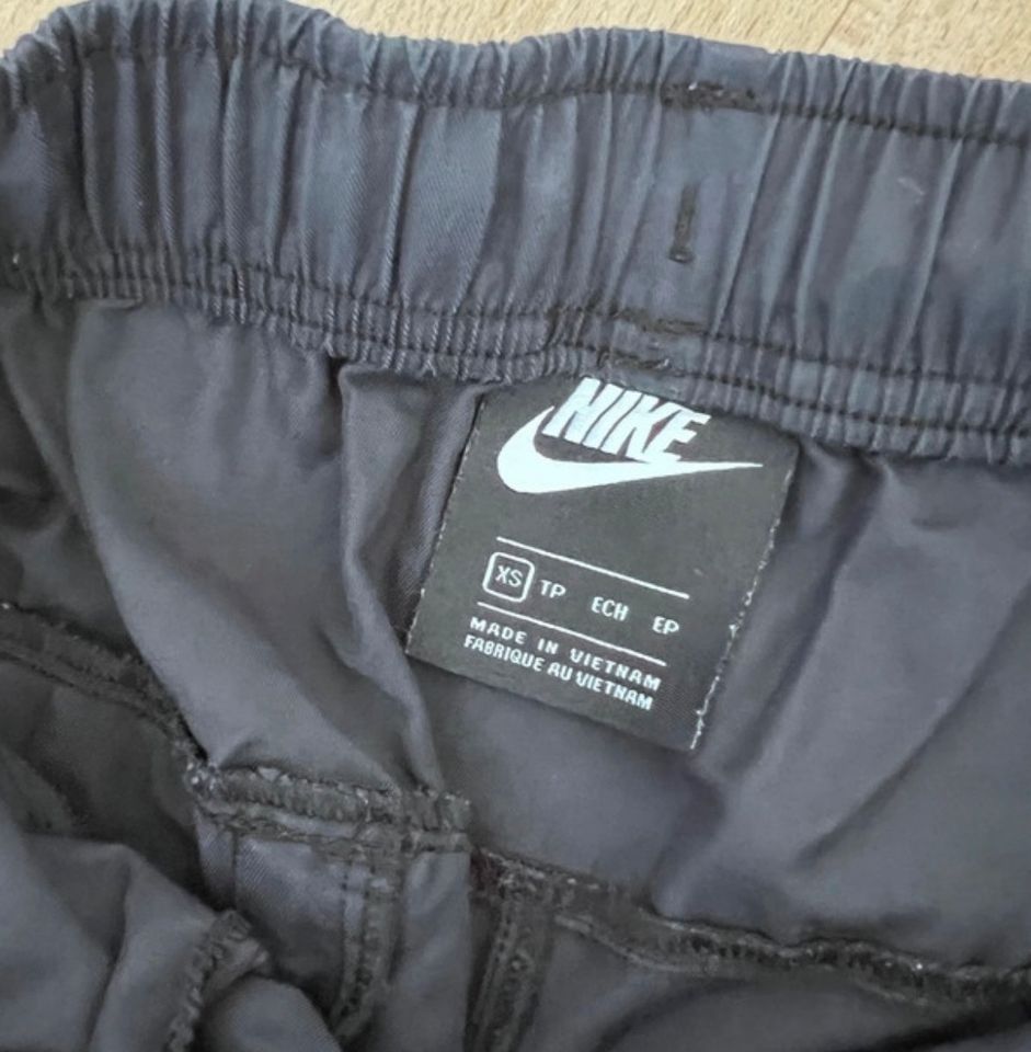 Nike Cargohose in Bielefeld