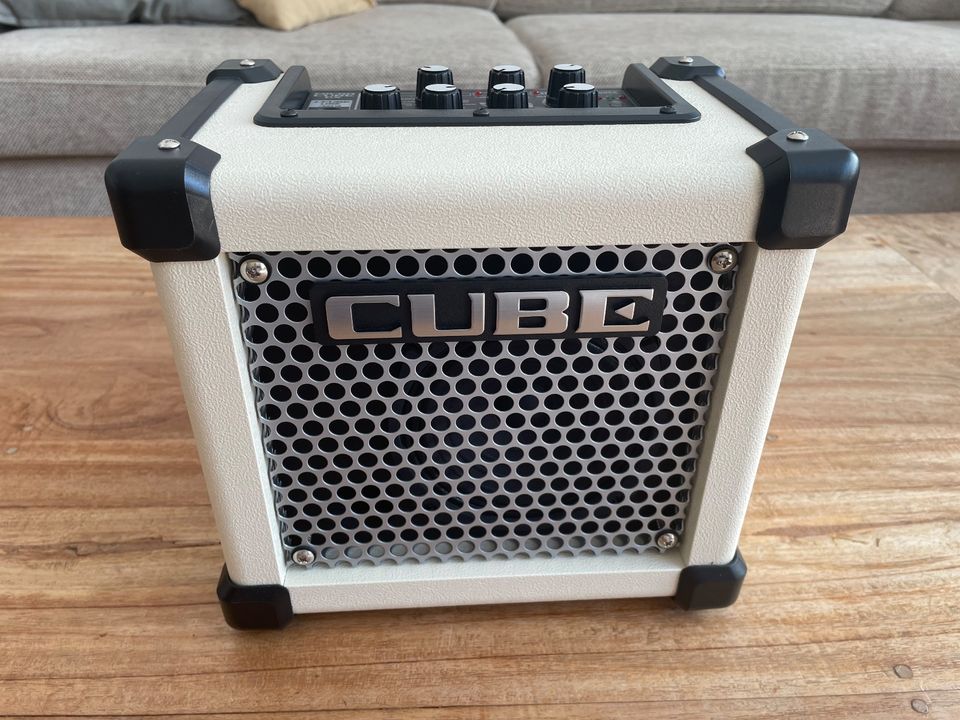 Roland Micro Cube GX in Düsseldorf