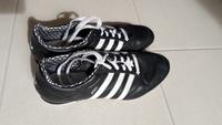 Adidas Midiru Sneaker Schwarz 38 2/3 Leder neuwertig Baden-Württemberg - Nagold Vorschau