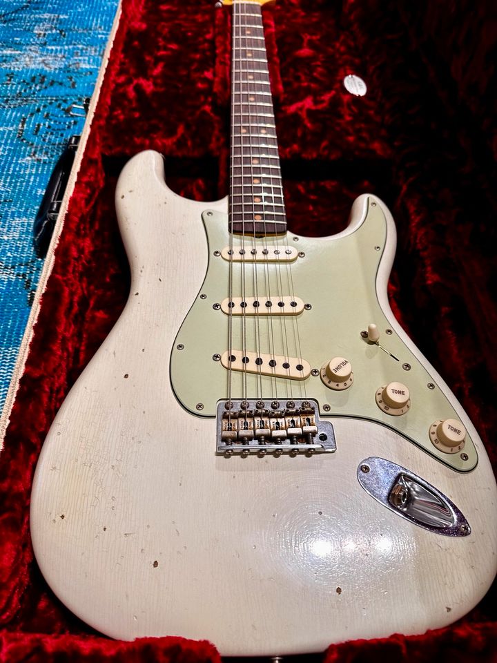 Fender 63 Stratocaster Journeyman Relic Ltd Edition in Nürnberg (Mittelfr)