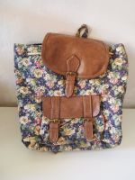 Rucksack Tasche mit Blumenmuster Stoffrucksack Berlin - Schöneberg Vorschau