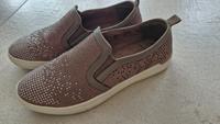 toller Sneaker Gr. 39, braun mit kleinen Strasssteinen Nordrhein-Westfalen - Kamen Vorschau