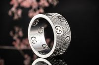 Gucci Ring Breiter Memoire Ring Bandring Diamanten in Weißgold Nordrhein-Westfalen - Wegberg Vorschau