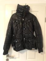 Guess Jacke Damen Größe L Nachtblau / Schwarz Nordrhein-Westfalen - Meerbusch Vorschau