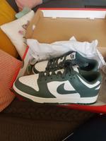 Nike Schuhe Olivgrün... Baden-Württemberg - Staig Vorschau