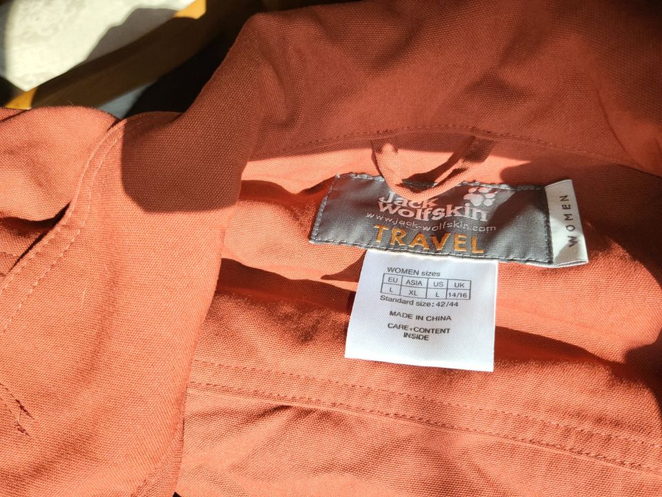 Jack Wolfskin Sommerjacke in Bienenbüttel