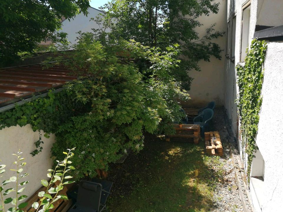 Schönes geräumiges Zimmer in der Innenstadt in Zweier WG in Passau