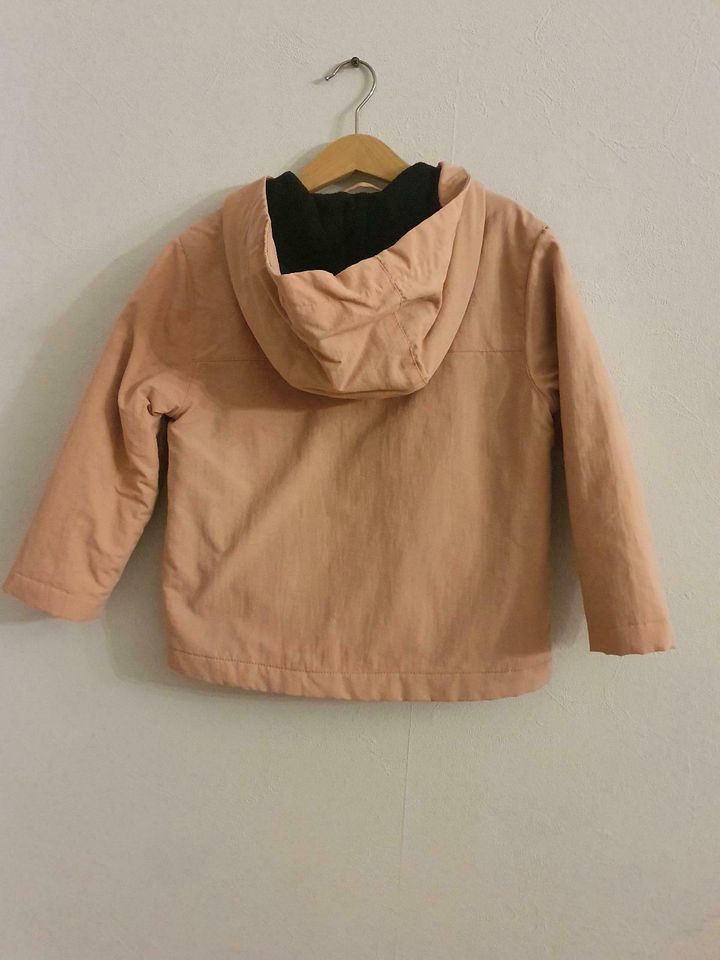 Zara Übergangsjacke Gr 110/116 rosa - gefüttert in Kreuzwertheim