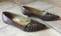 Spitze Ballerinas / Pumps von Ariane / braun / *Gr. 41* Nordrhein-Westfalen - Euskirchen Vorschau