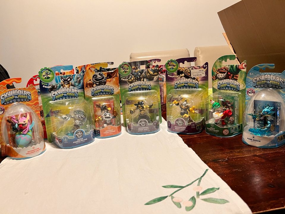 Neu & OVP Nitro Enchanted Hoot Loop Skylanders Swap Force Rarität in München