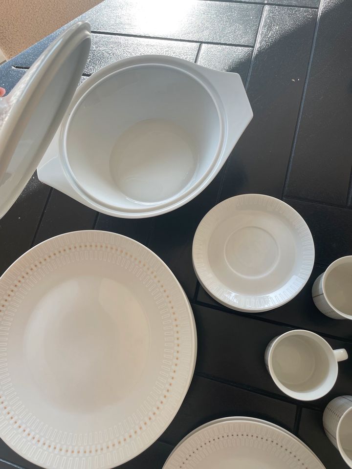 Rosenthal Geschirr Set weiß-Gold vintage Rarität esplanade 4012 in Düsseldorf