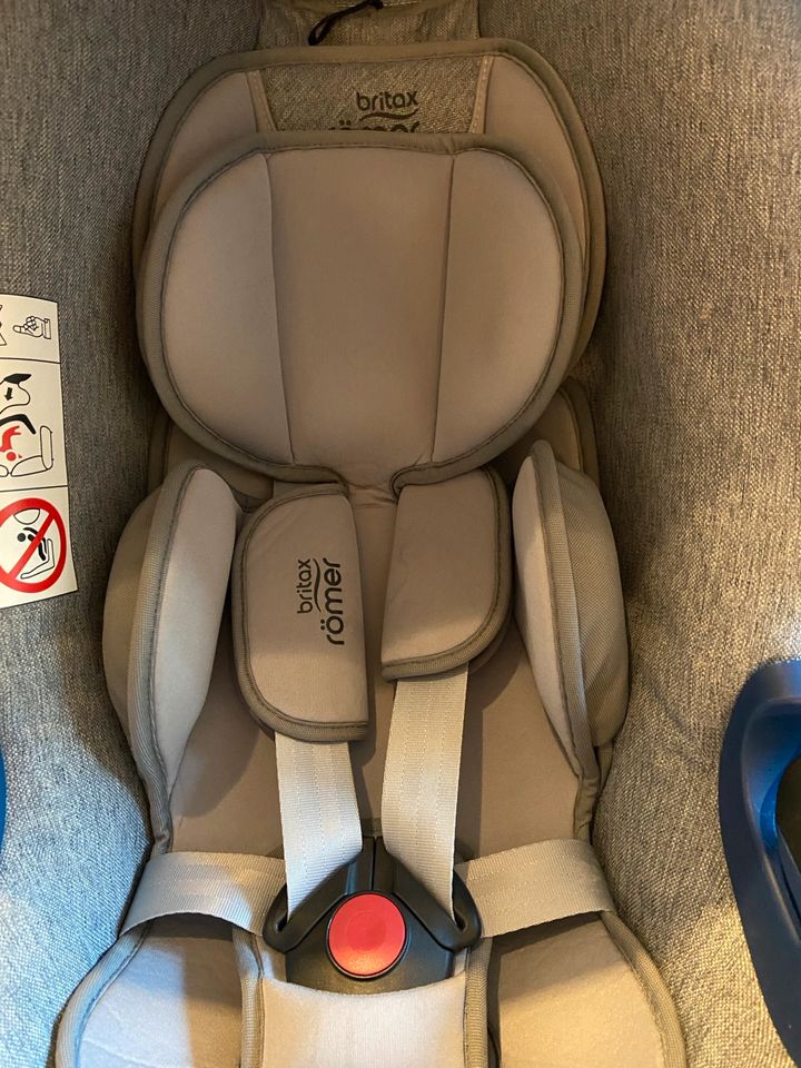 Baby - Safe i Size Britax Römer in Aalen