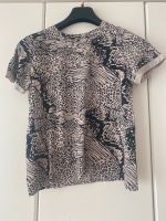 Gemustertes T-Shirt von Bershka in M / Oberteil Damen schwarz Bayern - Neusäß Vorschau