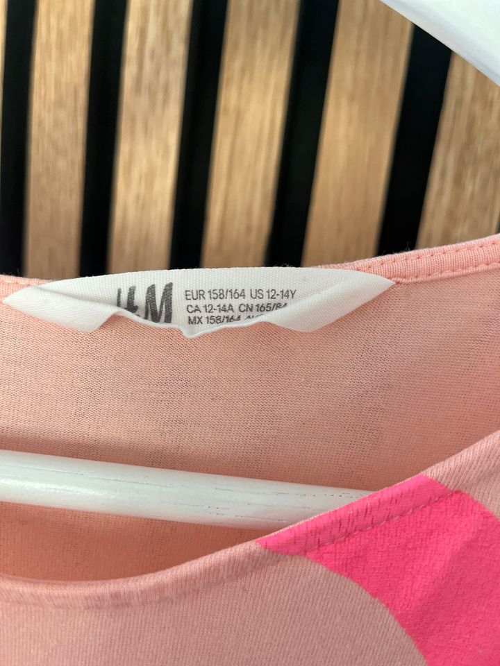 Verkaufe ein ärmelloses Top von H&M in Stuttgart